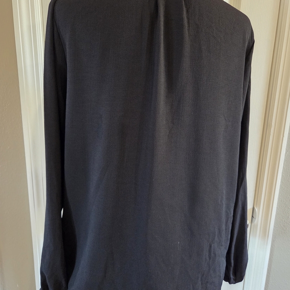 Zac & Rachel Black Draped Blouse - Picture 3 of 6